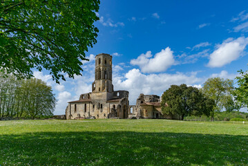 Fototapeta na wymiar Abbaye de la Sauve-Majeure 1