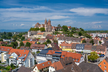 Fototapeta premium View from Eckhartsberg onto the historic centre with the Roman minster of St. Stephan, Breisach am Rhein, Upper Rhine, Black Forest, Baden-Wuerttemberg, Germany
