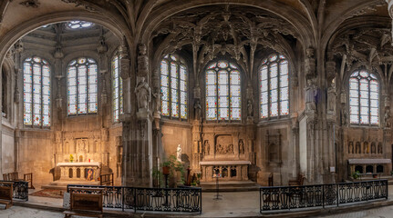 Obraz premium Caen, France - 07 27 2023: St. Peter's Church. View inside the church.
