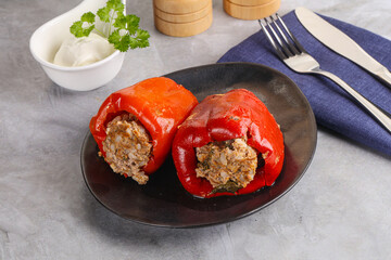 Stuffed bell pepper with minced meat and rice