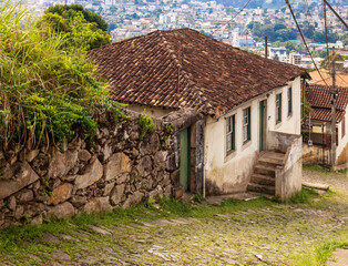 Old mansions in the Tombadouro neighborhood