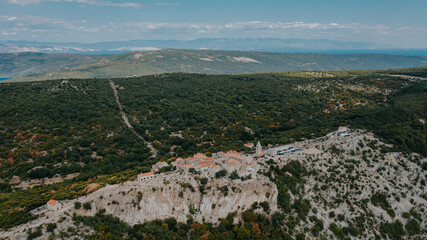 Aerial photo of small town Lubenice on the island of Cres, Croatia - 637743288