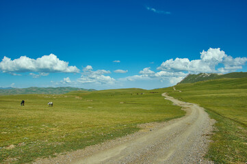 Son Kul mountain lake