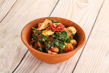 Chicken with tomato and spinach