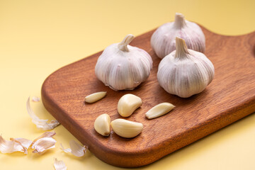 garlic on wooden table