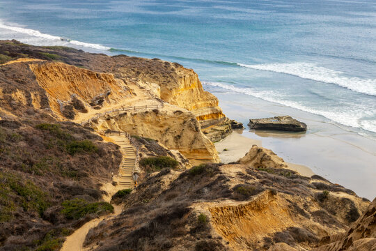 View of Flat rock and Torrey pines cliff, San Diego California