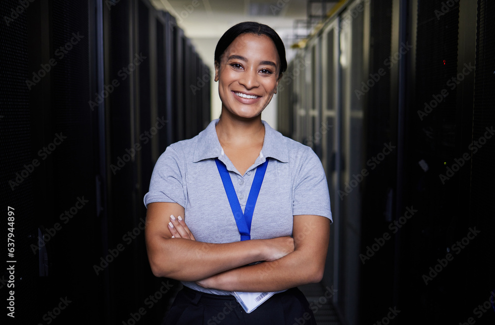 Aufkleber server room, portrait or happy woman for online cybersecurity glitch, machine or servers system. it 