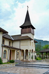 Fototapeta na wymiar Holy Cross Monastery, Mănăstirea Lupșa Kloster bei Mănăstirea in Rumänien
