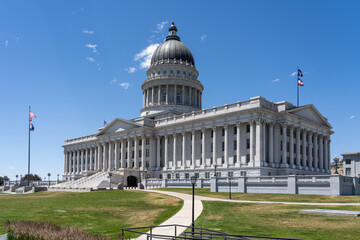 Obraz premium Utah State Capitol on Capitol Hill in Salt Lake City, Utah, USA - June 26, 2023. The Utah State Capitol is the house of government for the U.S. state of Utah. 