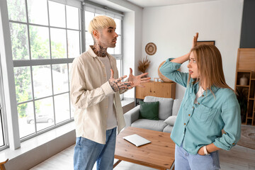 Obraz premium Young couple quarreling at home