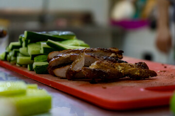the proper technique for cutting chicken in a restaurant