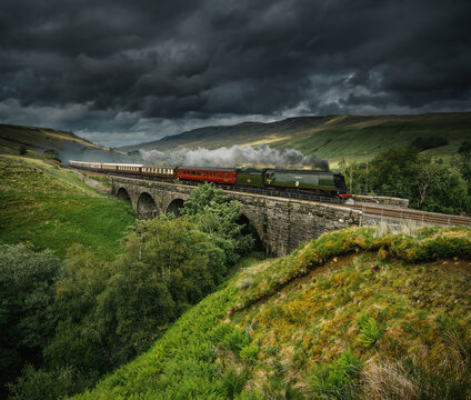 Tangmere crosses Ais Gill Viaduct