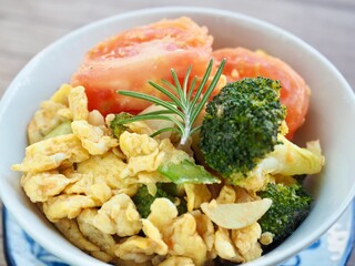 토마토와 채소 계란볶음, 요리