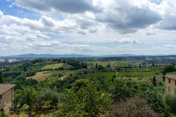 Fototapeta na wymiar view of the village and landscape in the tuscany region