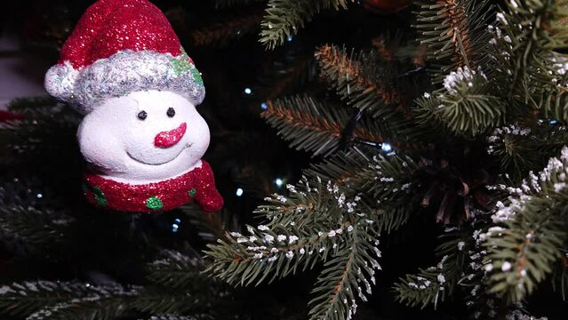 Snowmans head on the Christmas tree