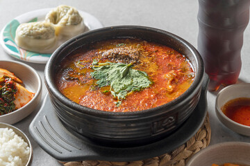 Pork rib hangover soup, marketplace rice soup, boneless bone hangover soup, gamjatang, ripe kimchi gamjatang, spicy bone stew, and soy sauce bone stew