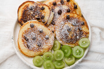 Pancakes, Chocolate Chips and Green Grapes