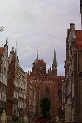 Fototapeta premium Gdańsk, Polska, miejski, miasto, budynek, Miasto, ulica, europejskie miasto, scape, Europa, architektura, turystyka, punkt orientacyjny, widok, dom, Polskie, stary, podróżować, historia, historyczny,