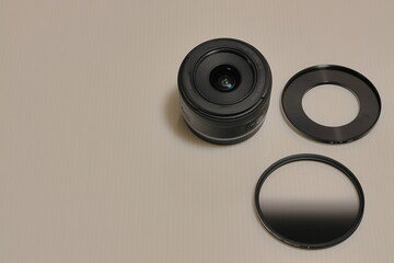 ハーフNDフィルターとステップアップリングとレンズ