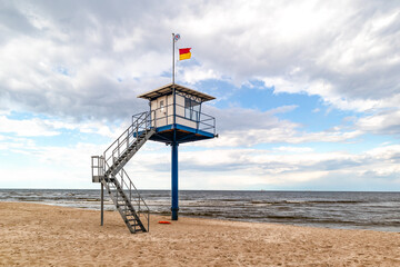 Lifeguard tower on the beach of Baltic sea in , Germany
Wieża ratownika na plaży Morza Bałtyckiego w Niemczech - obrazy, fototapety, plakaty