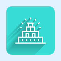 Obraz premium White line Chichen Itza in Mayan icon isolated with long shadow background. Ancient Mayan pyramid. Famous monument of Mexico. Green square button. Vector