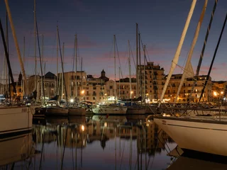 Fotobehang il porto di Palermo nell'ora del tramonto © Stefano
