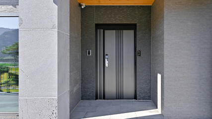 Ceramic siding is a home finishing material that has excellent insulation and maintenance