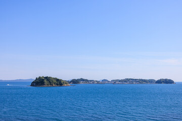 日間賀島の高台から見た築見島と篠島　愛知県南知多町