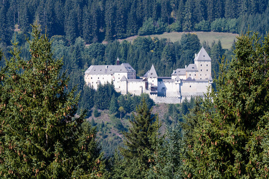 Blick auf Schloss Moosham in &Ouml;sterreich