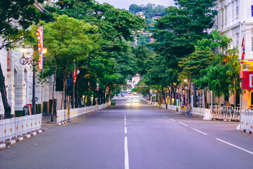 Fototapeta na wymiar alone street in the kandy town
