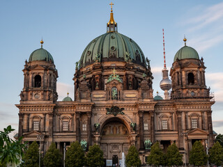 Fototapeta na wymiar Berlin Cathedral close up. Berlin Cathedral against the sky.