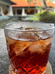 Iced whisky and cola