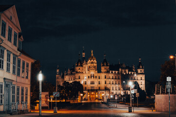 Fototapeta na wymiar castle at night