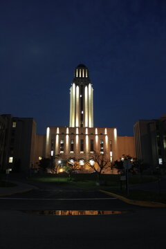 Universit&eacute; de Montr&eacute;al, UdM de nuit