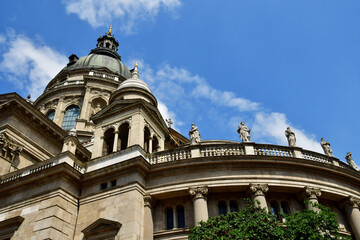 Fototapeta na wymiar Budapest, Hungary - june 26 2023 : Saint Stephen cathedral