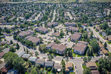 Fototapeta premium Lakeview neighborhood of Saskatoon, Saskatchewan
