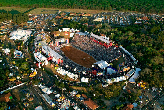 Arena da Festa do Pe&atilde;o Boiadeiro de Barretos. S&atilde;o Paulo.