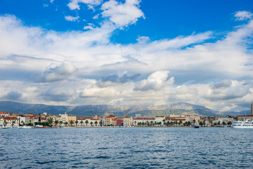 Naklejka na ściany i meble Riva promenade and skyline of Diocletian palace in Split. Croatia