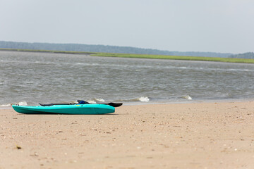 Fototapeta na wymiar Kayak on the Beach
