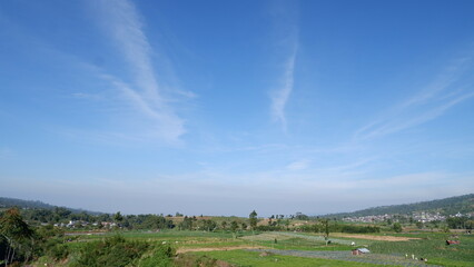 Obraz premium Blue Sky Mountain