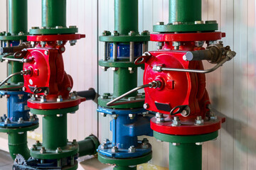 Fire protection system in a warehouse