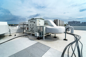 Multizone air conditioning and ventilation system