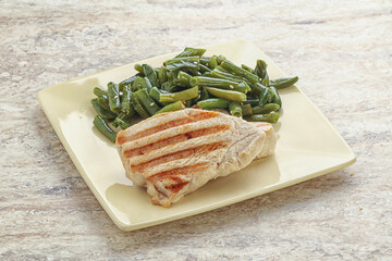 Grilled turkey steak with green bean