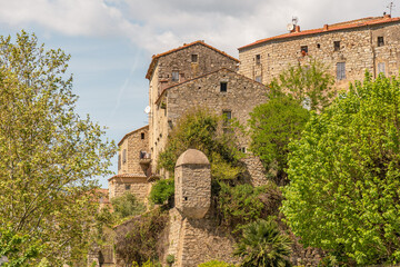 Fototapeta na wymiar Le village de Sartène en Corse