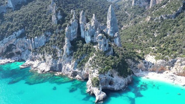 Ein Strand wie aus dem Buche: Cala Goloritze, Sardinien