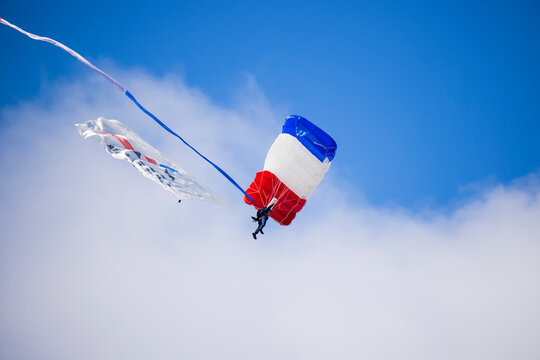 Parachutiste militaire