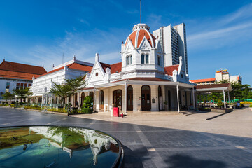 Surabaya City Square, Surabaya Alun Alun in Indonesian. It's a landmark colonial building in the...