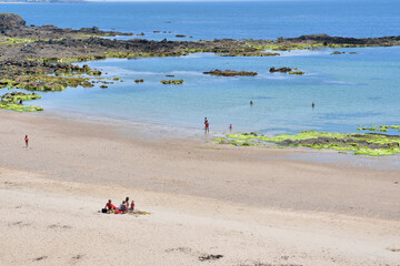 Fototapeta na wymiar La plage de Le Pouldu en Bretagne-France