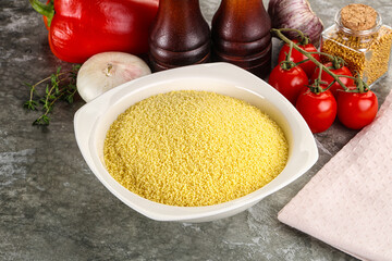 Raw dry wheat couscous grain