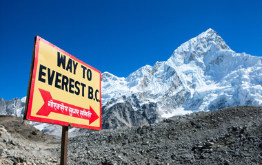 A sign indicating the way to Everest base camp in Nepal - 639694431